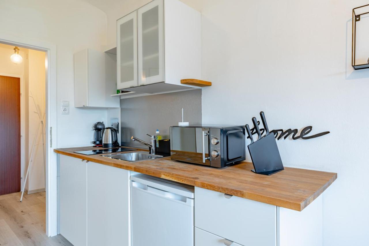 New With A View - Modern Studio Wien Exteriör bild